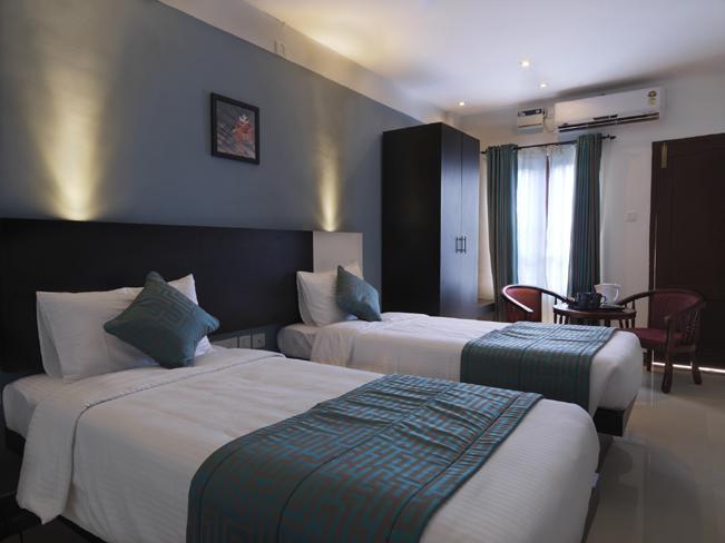 Kazhakuttam Aquarock Hotel الغرفة الصورة