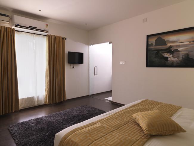 Kazhakuttam Aquarock Hotel الغرفة الصورة